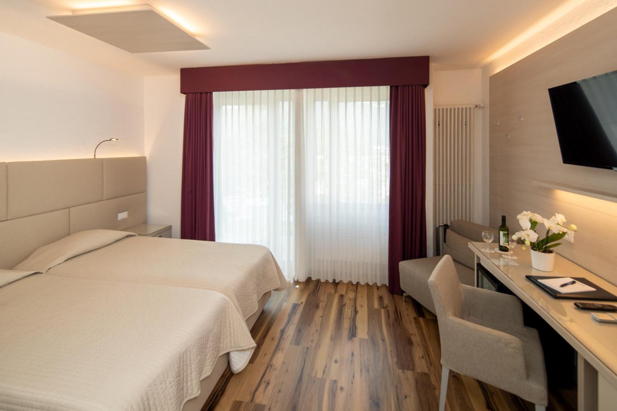 Hotel Campione Bissone Eksteriør bilde